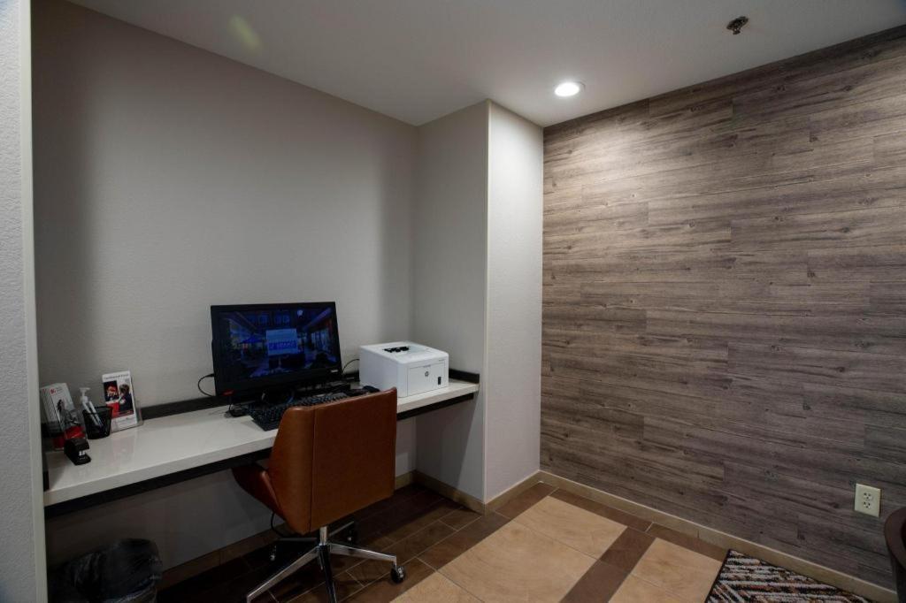 Candlewood Suites Saint Joseph By Ihg Esterno foto