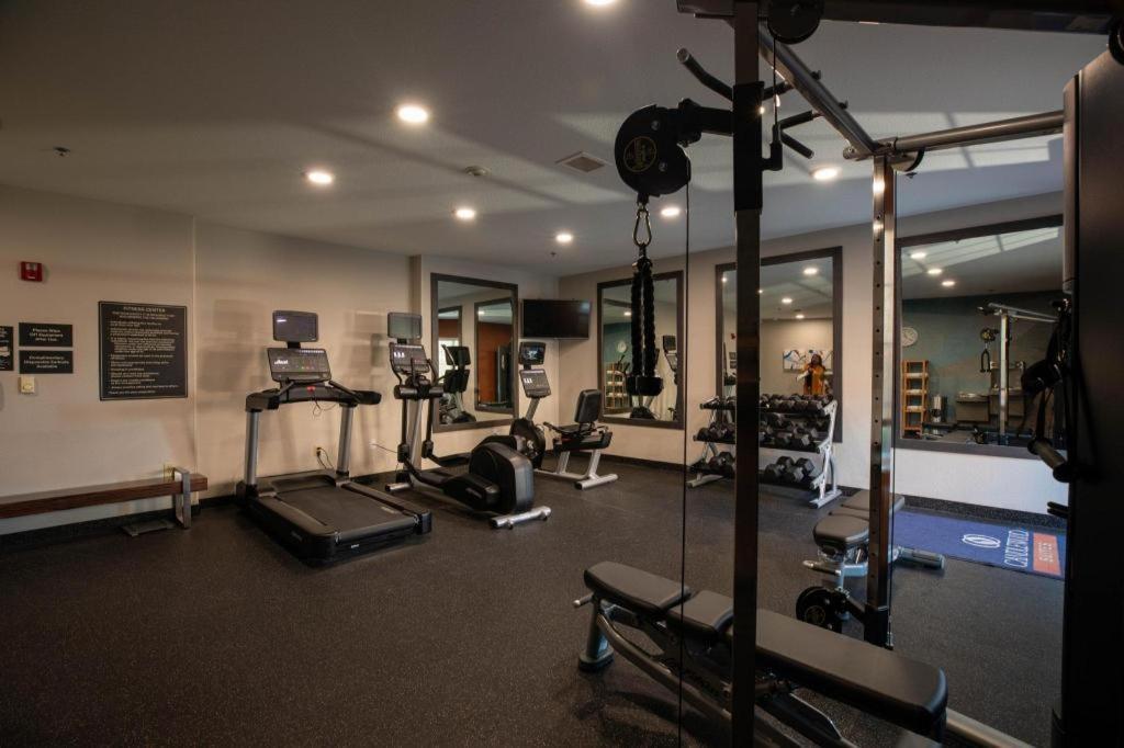 Candlewood Suites Saint Joseph By Ihg Esterno foto
