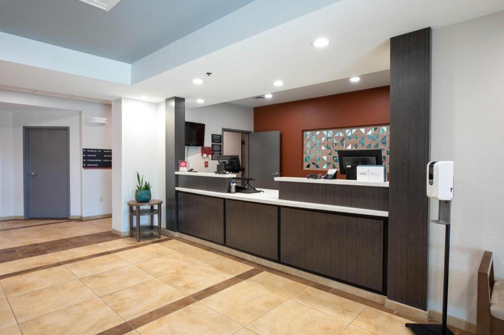 Candlewood Suites Saint Joseph By Ihg Esterno foto