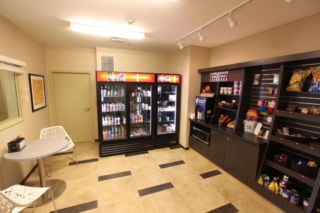 Candlewood Suites Saint Joseph By Ihg Esterno foto