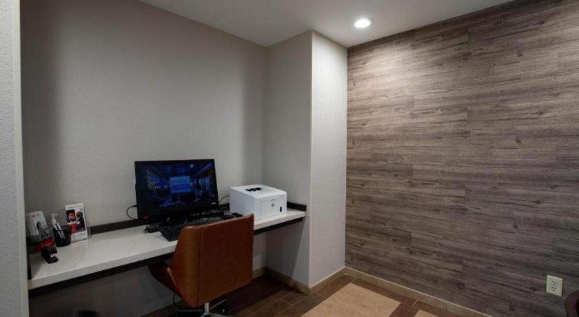 Candlewood Suites Saint Joseph By Ihg Esterno foto