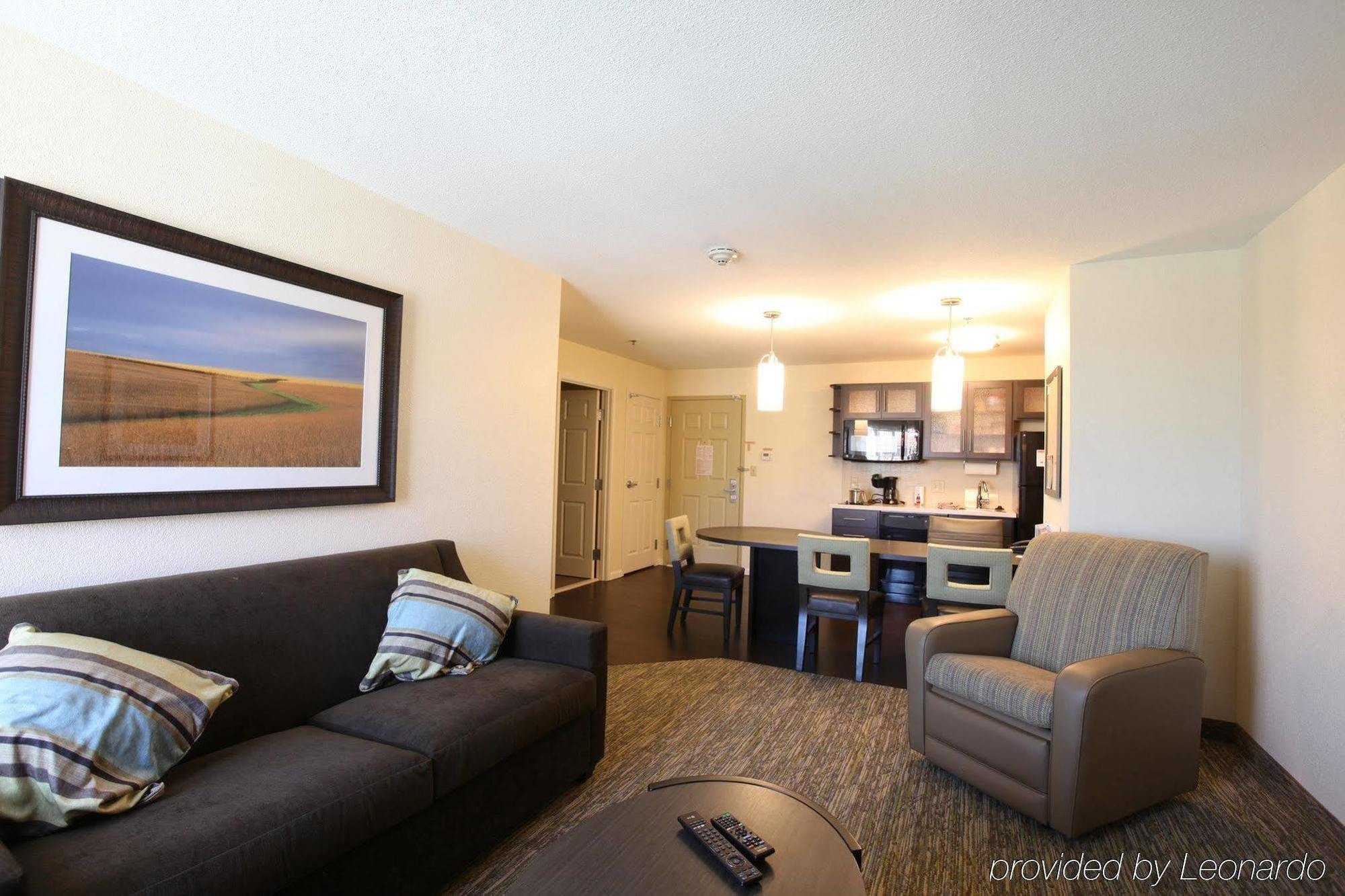Candlewood Suites Saint Joseph By Ihg Esterno foto
